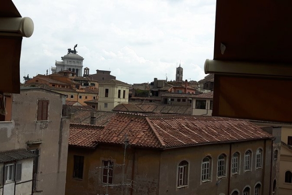 il-re-lla-reginella-00-258AD58D4-A452-804A-4F6F-0074CDBDA54A.jpg